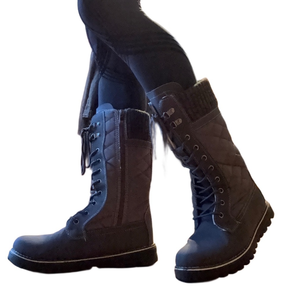 Women's Quilted Grey Lace-Up Boots sz 7.5